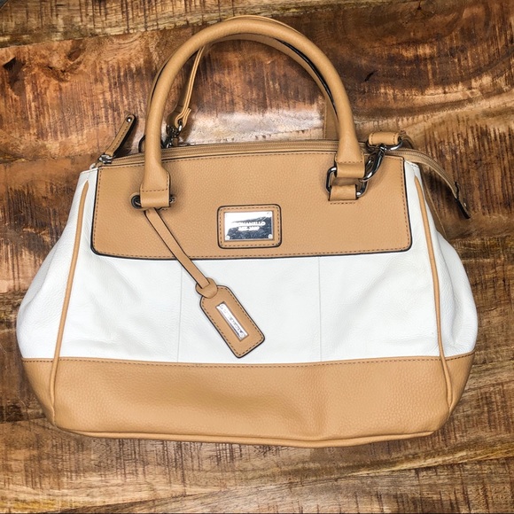 tignanello tan purse